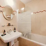 Chateau Meyre Hotel