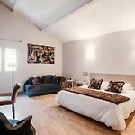 酒店 Chateau Meyre 阿维桑
