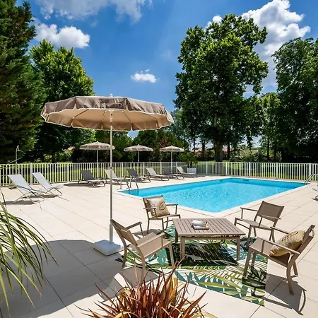 Chateau Meyre 4* Avensan