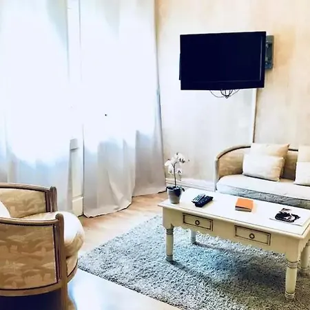 ホテル Chateau Meyre アヴァンサン