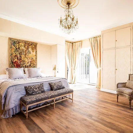 Szálloda Chateau Meyre 4*