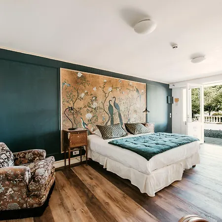 Chateau Meyre 4* 阿维桑