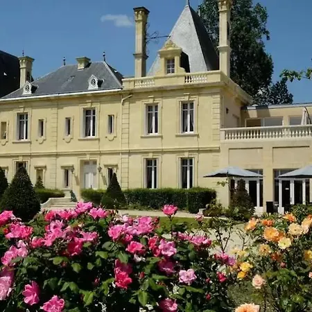 Chateau Meyre 酒店